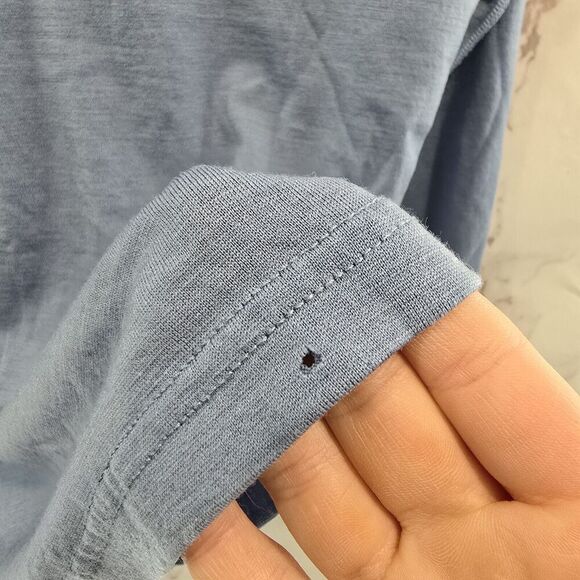 Smartwool Top Womens Large Light Blue Merino Wool Baselayer Shirt V Neck Crop - Picture 9 of 14